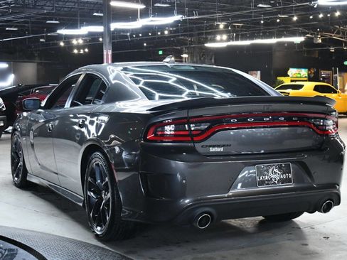 Used 2020 Dodge Charger Scat Pack image 9