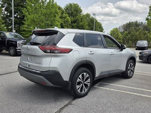 Used 2023 Nissan Rogue SV AWD/4WD image 5