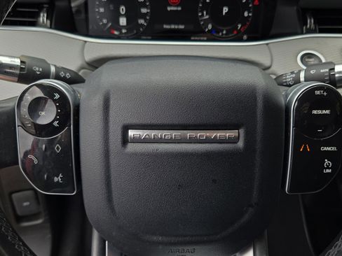 Used 2020 Land Rover Range Rover Evoque S image 21