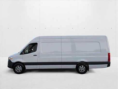 New 2025 Mercedes-Benz Sprinter 2500 image 5