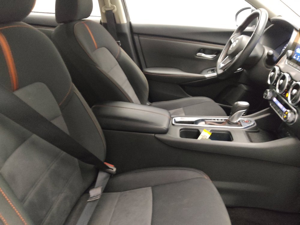 Used 2025 Nissan Sentra SR FWD image 21