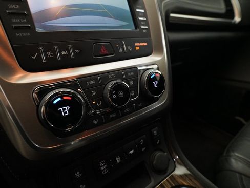 Used 2014 GMC Acadia Denali image 23