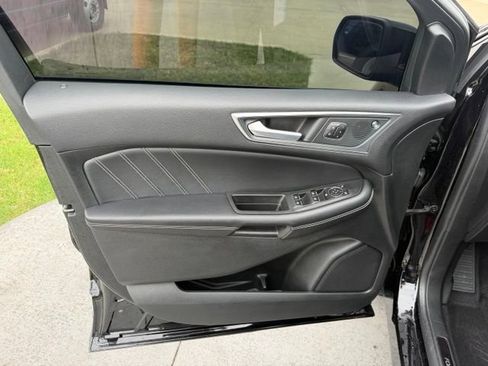 Used 2024 Ford Edge ST w/ Equipment Group 401A AWD/4WD image 8