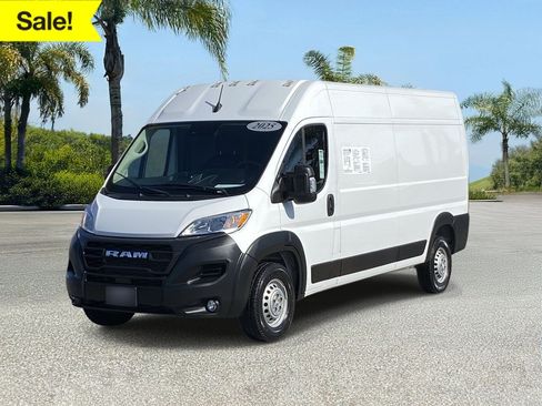 Used 2025 RAM ProMaster 3500 w/ Convenience Group FWD image 1