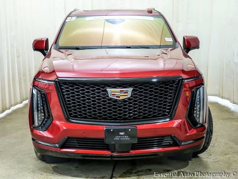 Certified 2025 Cadillac Escalade Sport Platinum AWD/4WD image 7