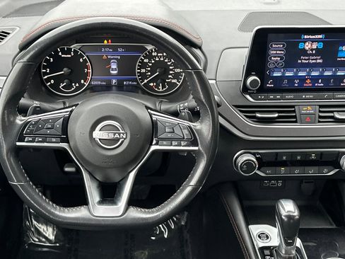 Certified 2023 Nissan Altima 2.5 SR image 14