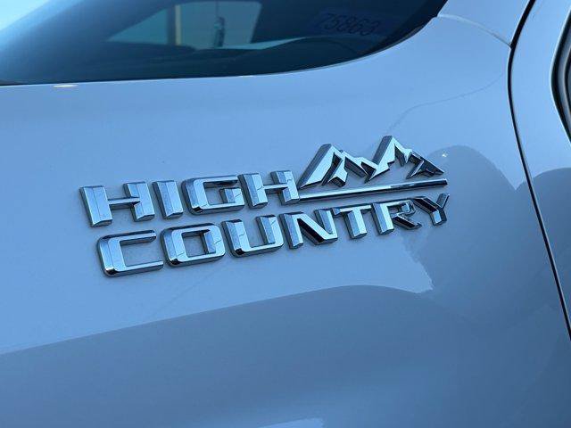 Used 2020 Chevrolet Silverado 3500 High Country AWD/4WD image 7
