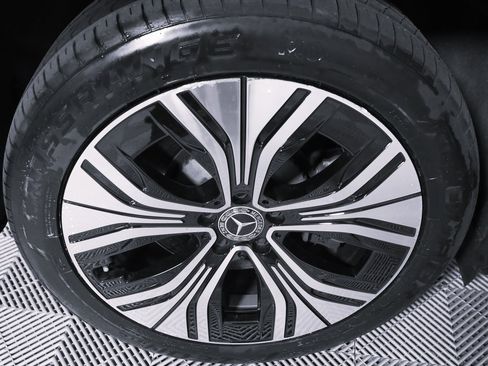 Certified 2023 Mercedes-Benz EQE 350+ 4MATIC SUV w/ Exclusive Trim Package image 7