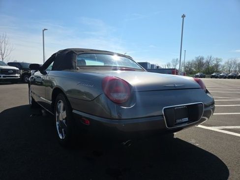 Used 2003 Ford Thunderbird image 18