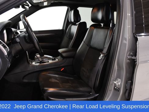 Used 2022 Jeep Grand Cherokee Laredo X image 22