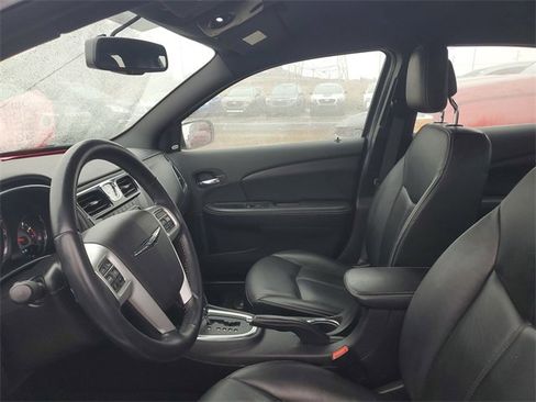 Used 2014 Chrysler 200 Limited image 11