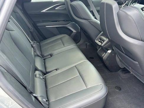 Used 2024 Cadillac Lyriq Luxury AWD/4WD image 11
