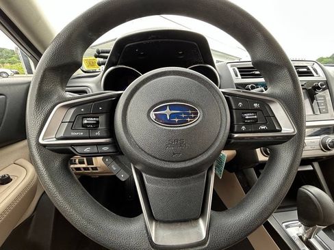 Used 2019 Subaru Outback 2.5i AWD/4WD image 28