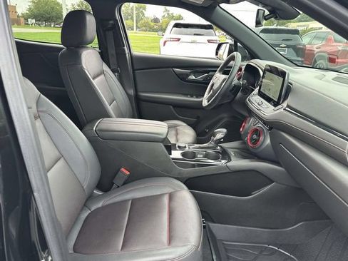 Certified 2024 Chevrolet Blazer RS w/ Enhanced Convenience Package AWD/4WD image 27