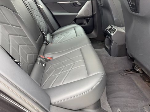 Used 2024 BMW 530i w/ Premium Package RWD image 39