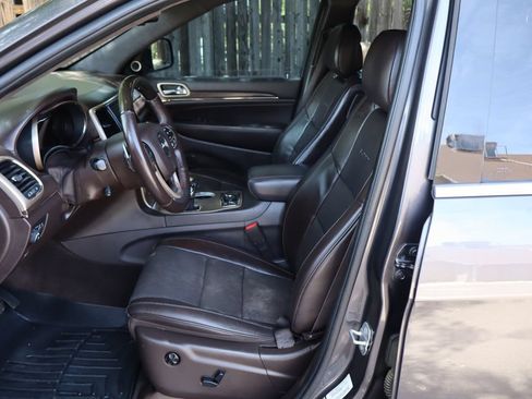 Used 2014 Jeep Grand Cherokee Summit AWD/4WD image 19