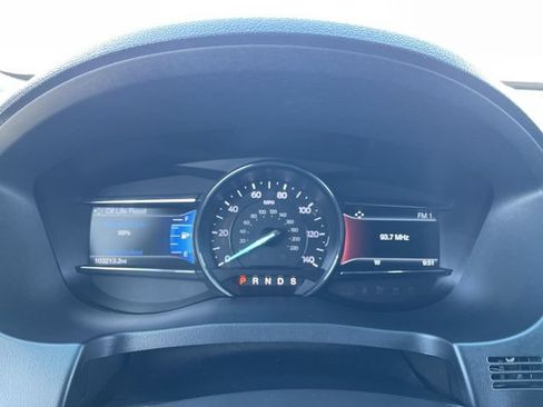 Used 2016 Ford Explorer Limited w/ Equipment Group 301A AWD/4WD image 11