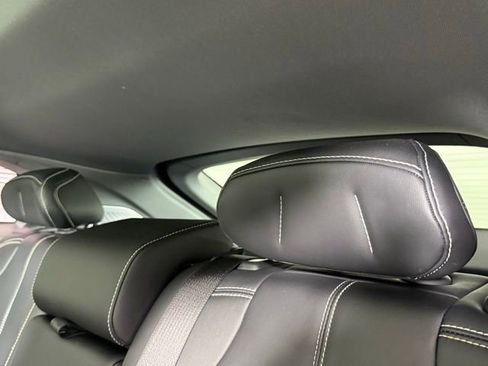 Used 2025 Cadillac Optiq Luxury 1 image 21