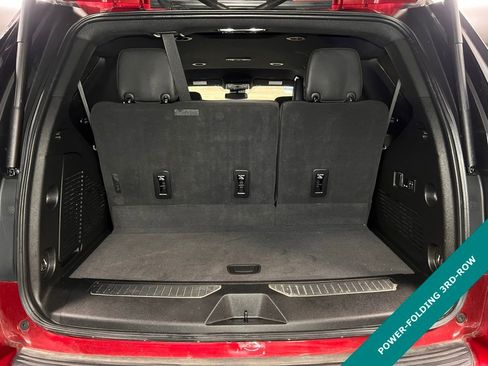 Used 2023 Chevrolet Tahoe Z71 w/ Luxury Package image 14