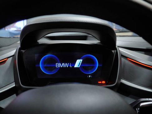 Used 2015 BMW i8 Base image 19