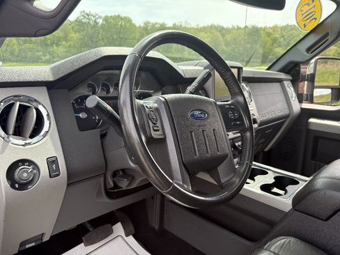 Used 2015 Ford F350 Lariat w/ Lariat Ultimate Package AWD/4WD image 29