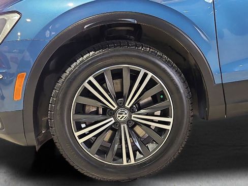 Used 2019 Volkswagen Tiguan SEL image 9