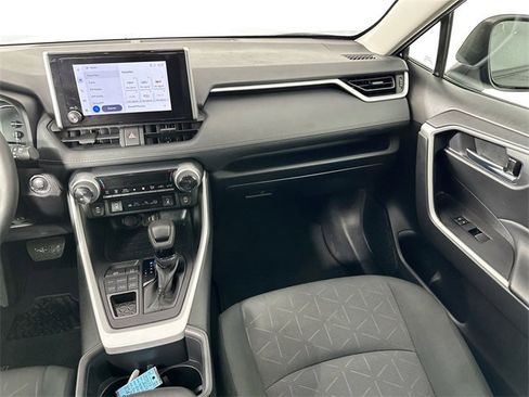 Used 2024 Toyota RAV4 XLE image 25