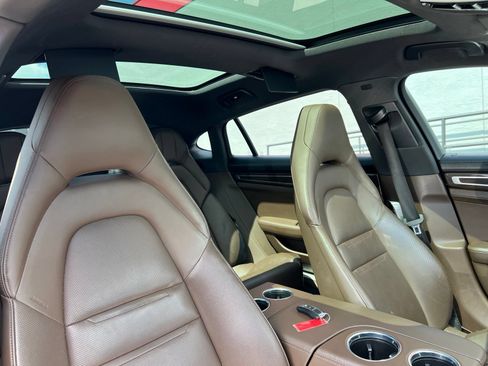 Used 2020 Porsche Panamera 4 Executive AWD/4WD image 71