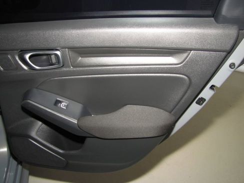Certified 2025 Honda Civic Sport Touring image 19