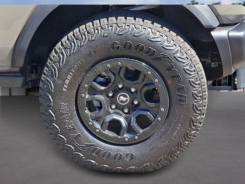 Used 2025 Ford Bronco Badlands AWD/4WD image 5