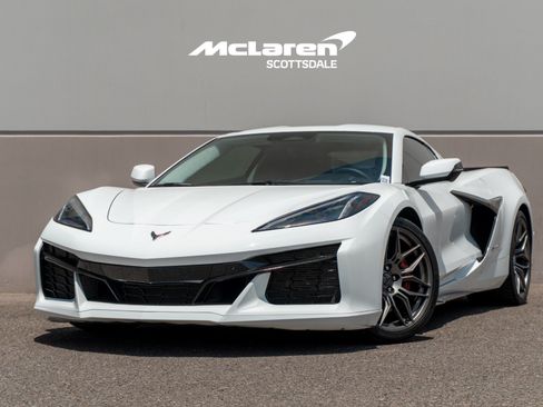 Used 2024 Chevrolet Corvette Z06 w/ Chrome Exterior Badge Package RWD image 2
