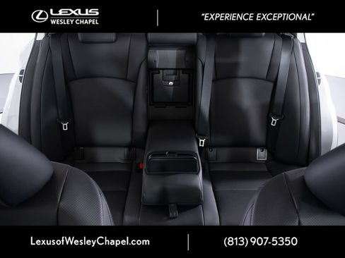Used 2023 Lexus ES 300h w/ Premium Package FWD image 16