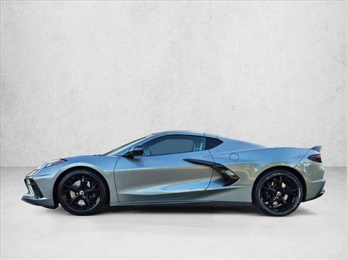 Used 2022 Chevrolet Corvette Stingray Preferred Cpe w/ Z51 Performance Package image 9