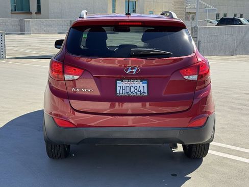 Used 2015 Hyundai Tucson SE image 7