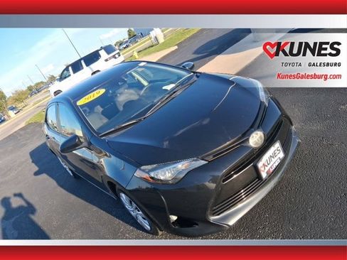 Used 2019 Toyota Corolla LE FWD image 1