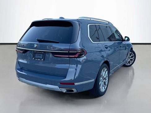 Used 2025 BMW X7 xDrive40i w/ Executive Package AWD/4WD image 3