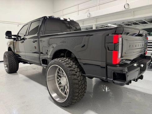 Used 2024 Ford F350 Platinum image 38