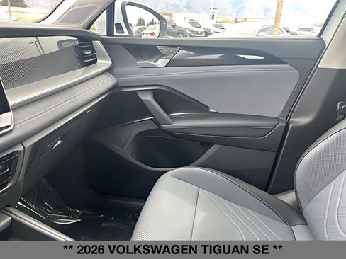 New 2026 Volkswagen Tiguan SE AWD/4WD image 36