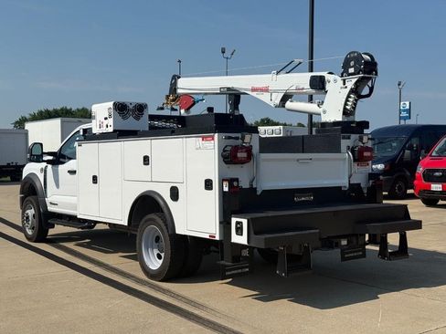 New 2026 Ford F550 4x4 Regular Cab Super Duty image 7