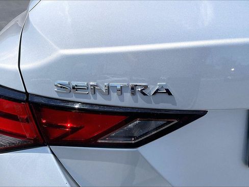 Certified 2023 Nissan Sentra S FWD image 9