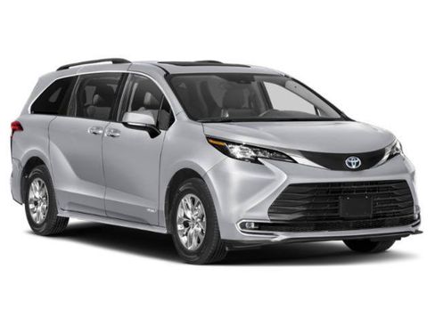 Certified 2023 Toyota Sienna XLE FWD image 6