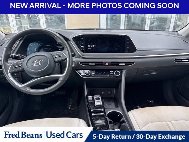 Certified 2023 Hyundai Sonata SEL w/ Convenience Package FWD image 11