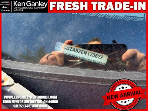 Used 2014 Dodge Avenger SE FWD image 14