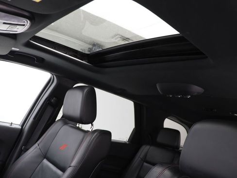 Used 2025 Dodge Durango GT image 19