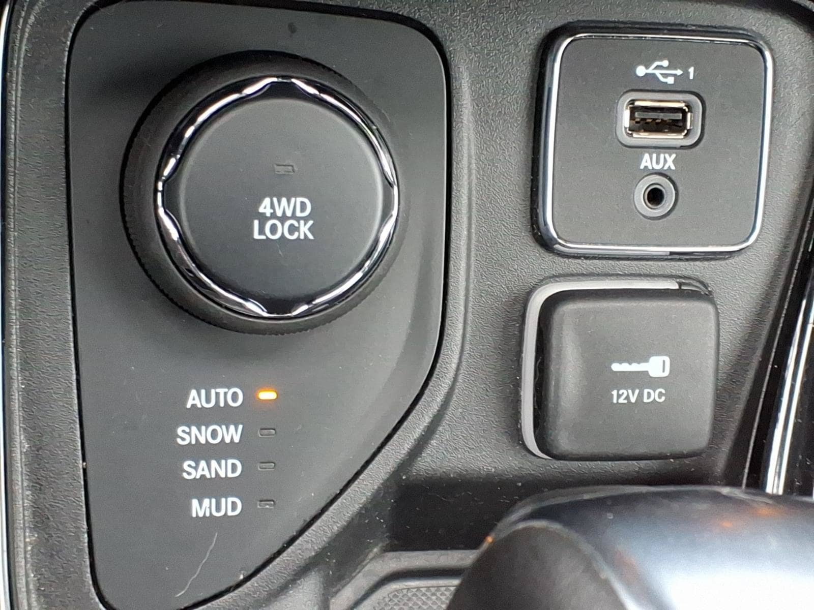 Used 2021 Jeep Compass Limited AWD/4WD image 24