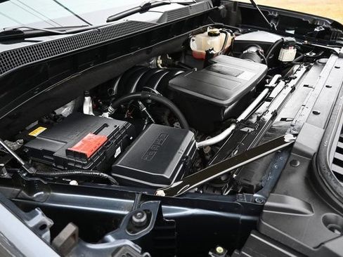 Used 2020 Chevrolet Silverado 1500 LTZ w/ LTZ Premium Package image 14