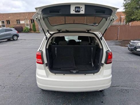 Used 2018 Dodge Journey SE w/ Blacktop Package FWD image 12