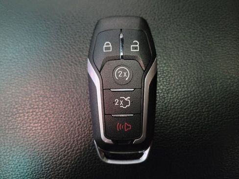 Used 2016 Ford Explorer Sport w/ Equipment Group 401A AWD/4WD image 32