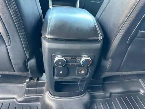Used 2021 Ford Explorer Limited w/ Class III Trailer Tow Package AWD/4WD image 25