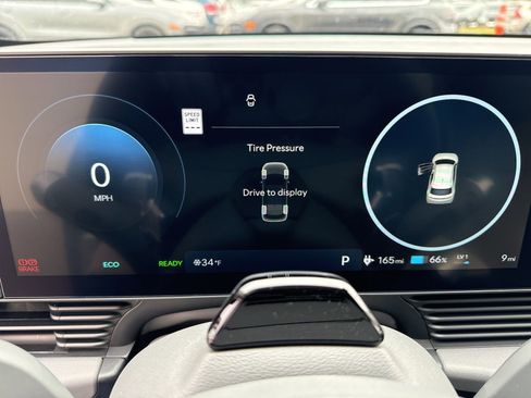 Used 2025 Hyundai Ioniq 5 SEL image 30